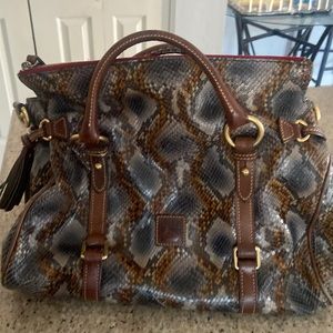 Snakeskin style purse.